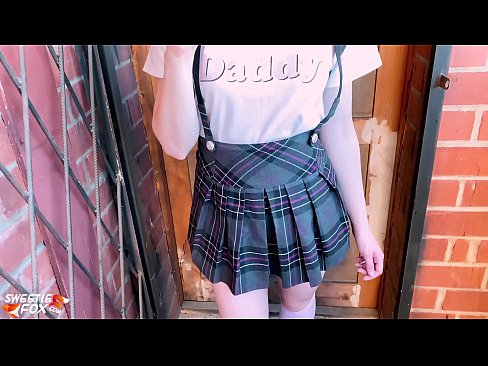 ❤️ Schoolgirl Sucks a dick gu domhainn agus fucks an àite clasaichean. ❤️❌ Super porn aig gd.pornoklinge.ru ❌️